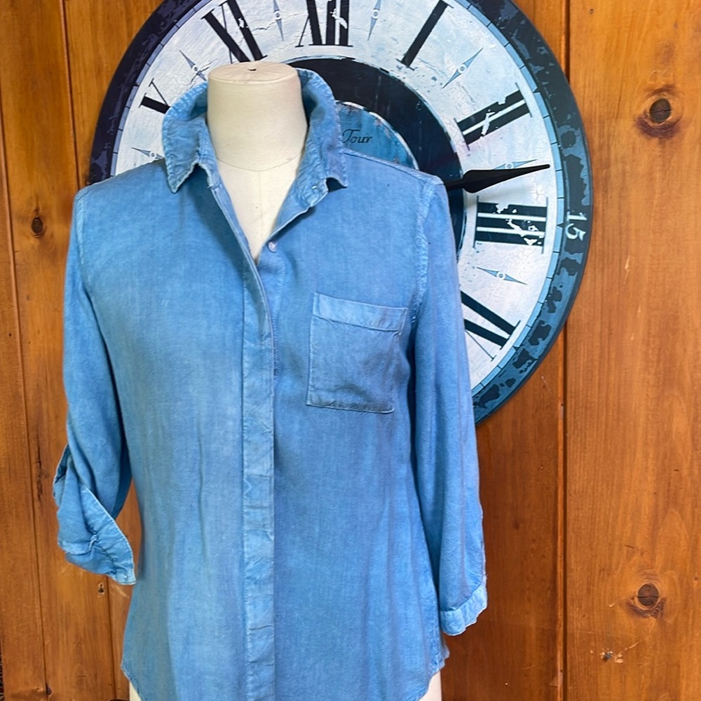 STYLE ENVY Faded Blue Shirt SZ Med